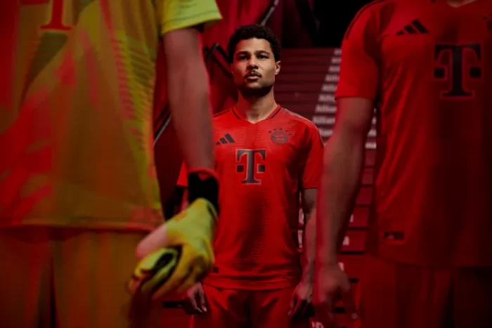 2024-25 Bayern Munich Home Jersey