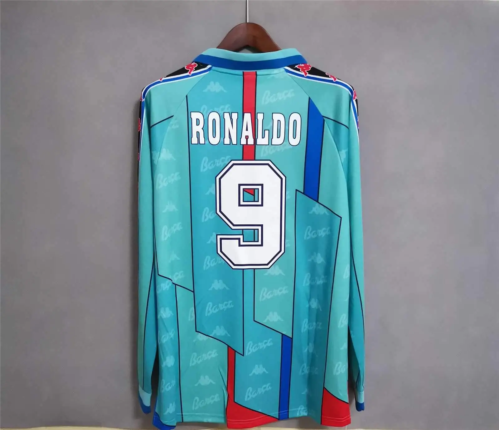 1996-1997 Barcelona Home kit - 图片 2
