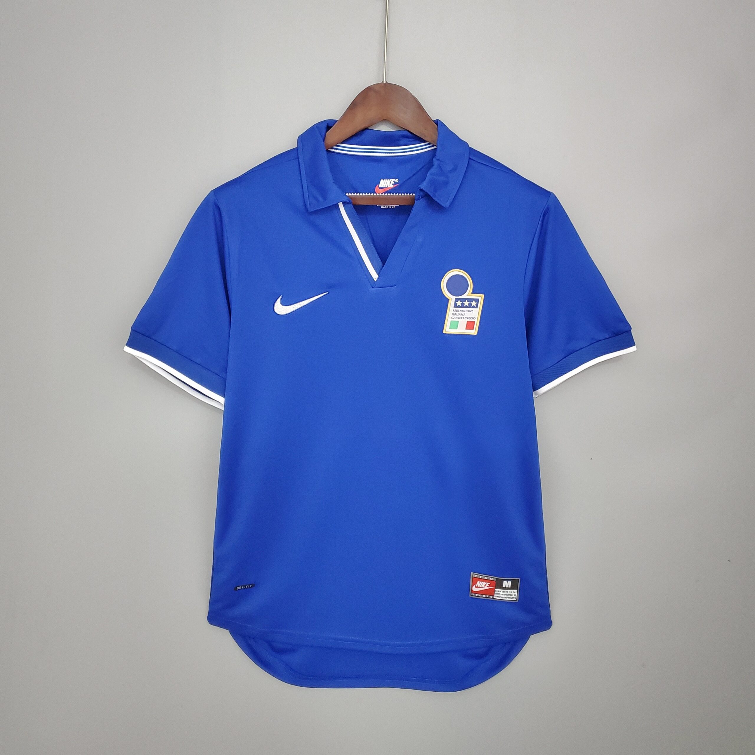 1998 Italy Home kit