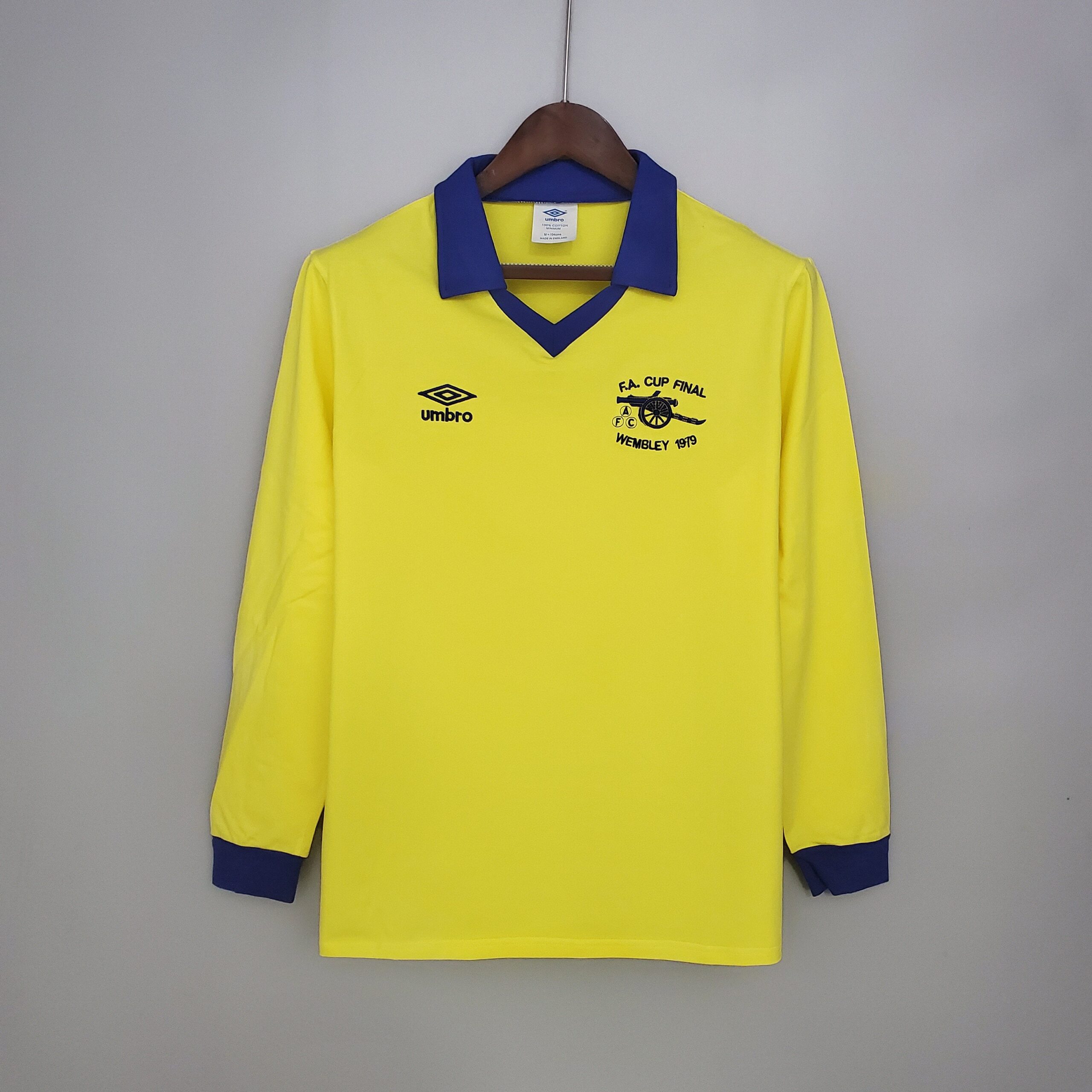 1971/79 Arsenal away long sleeve kit
