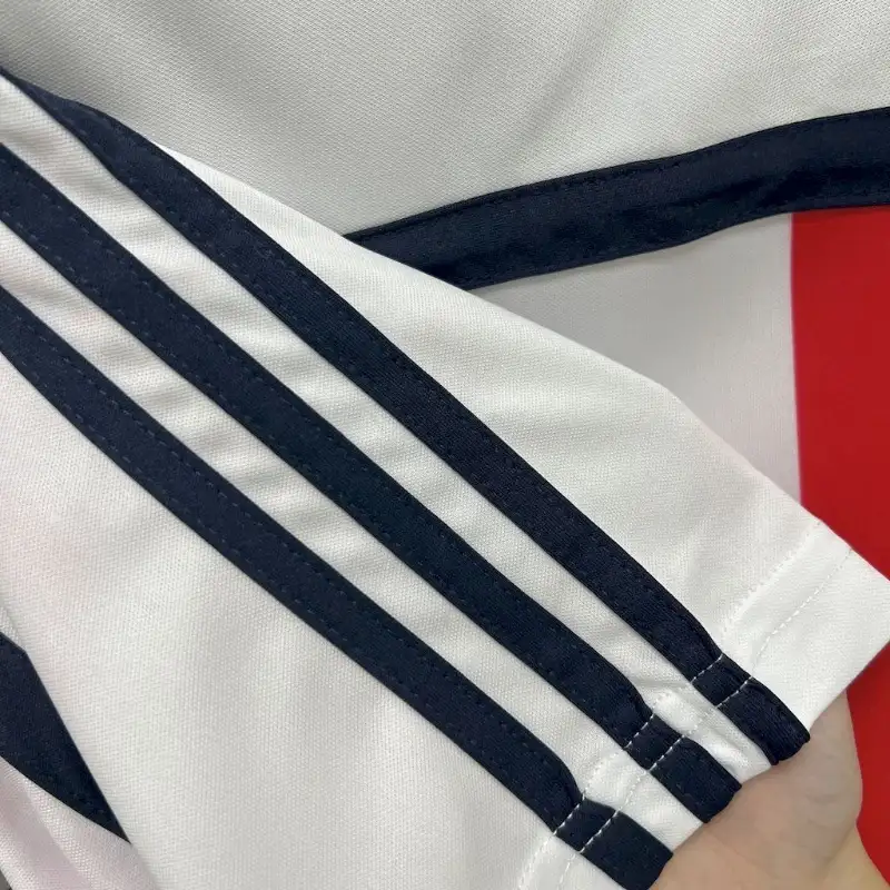 2000-2001 Bayern Munich Jersey retro kit - 图片 7
