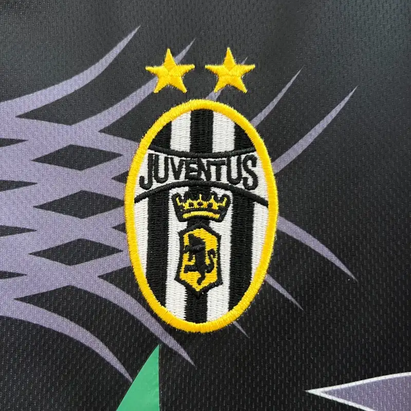2001-2002 Juventus Goalkeeper Soccer retro kit - 图片 3