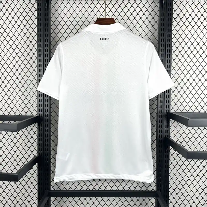 2010-2011 Juventus Jersey retro kit - 图片 9