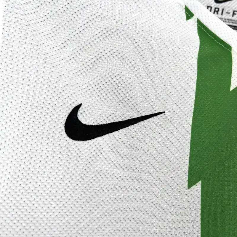 2010-2011 Juventus Jersey retro kit - 图片 2