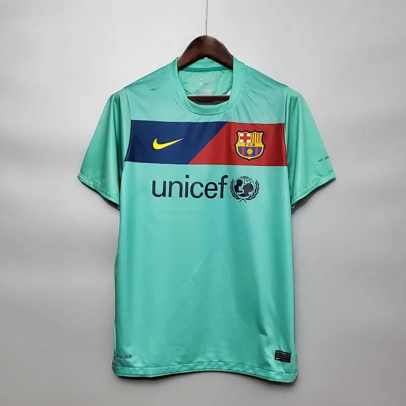 2010-2011 Barcelona Away Jersey retro kit