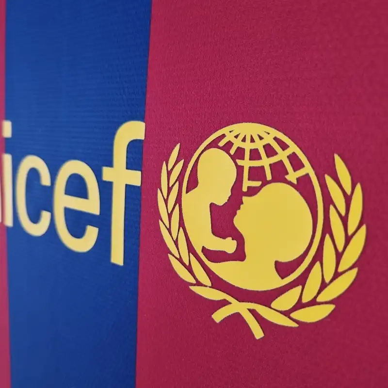 2010-2011 Barcelona Long Sleeve League retro kit - 图片 5