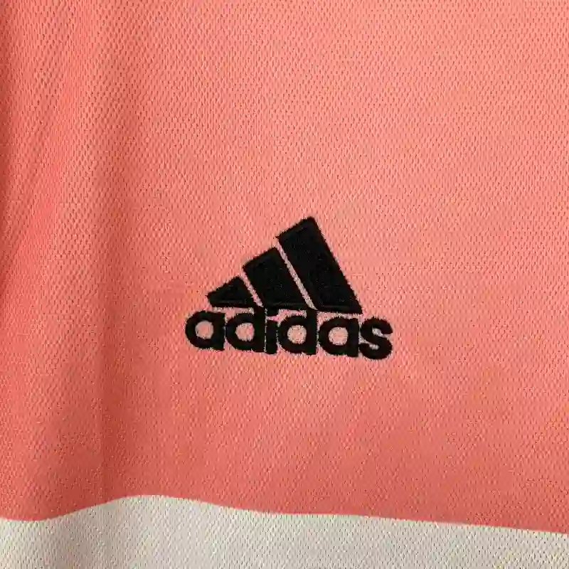 2015-2016 Juventus Jersey retro kit - 图片 2