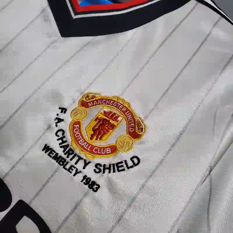 1983 Manchester United Jersey retro kit - 图片 3