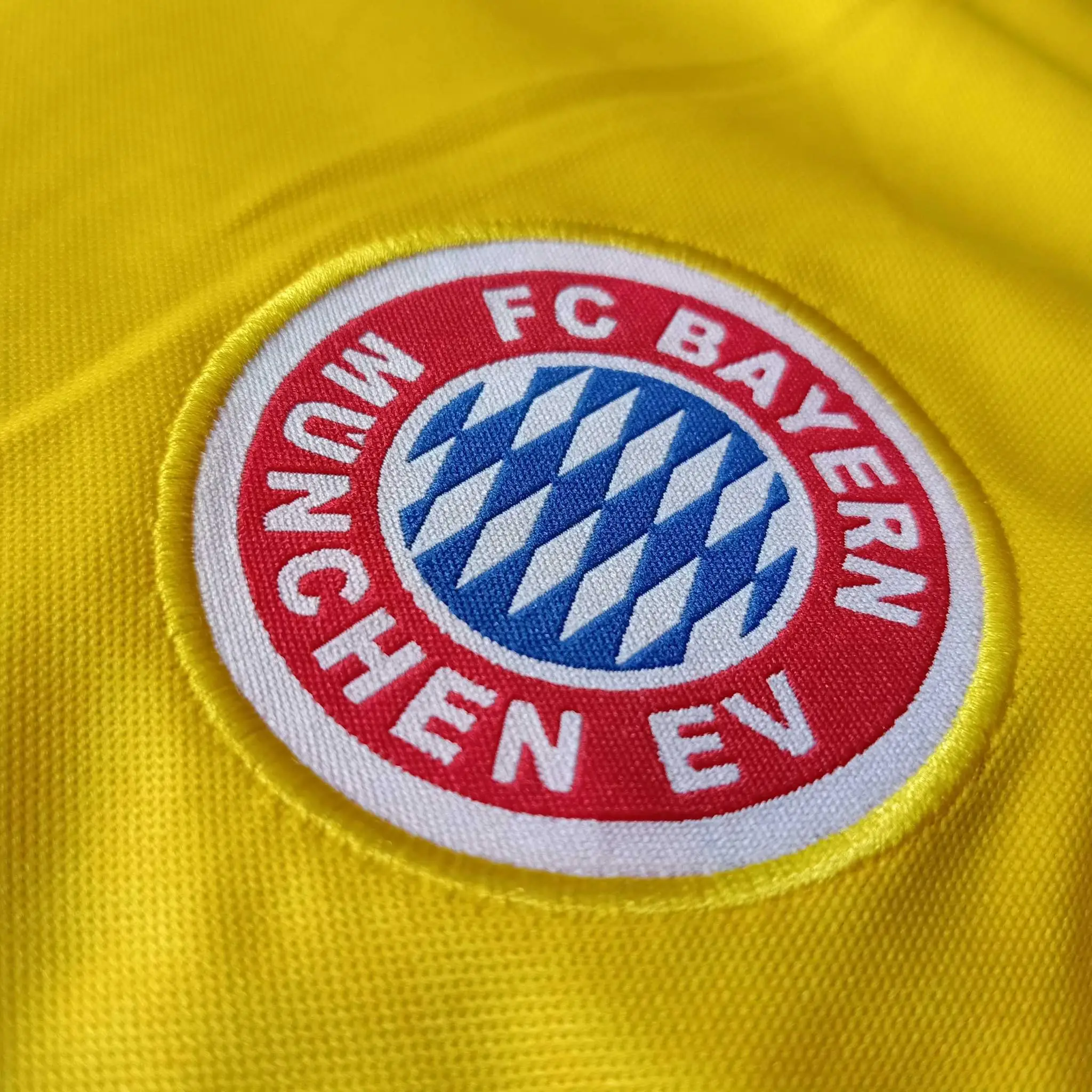 1993-1995 Bayern Munich away Kit - 图片 2