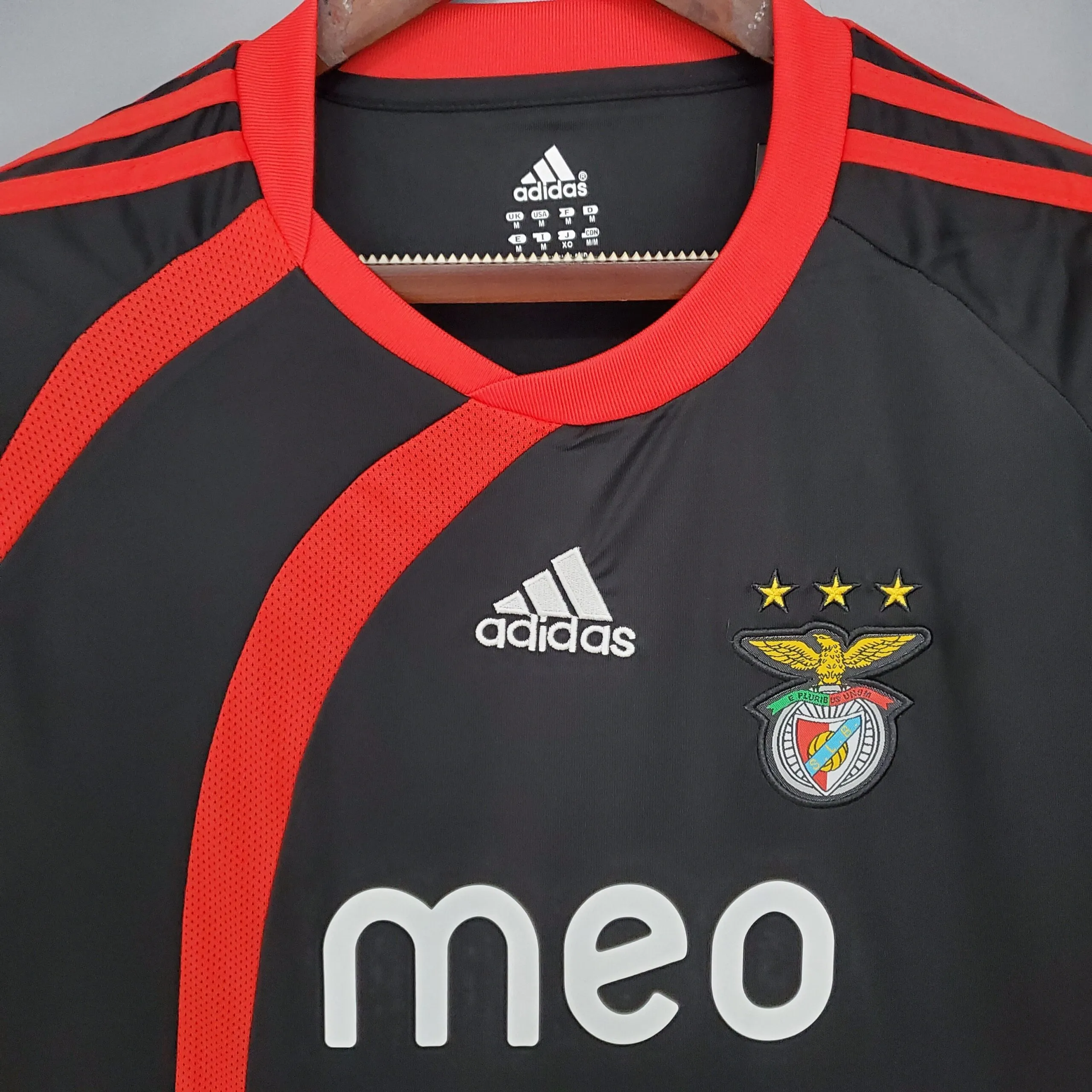 2009-2010 Benfica away kit - 图片 4